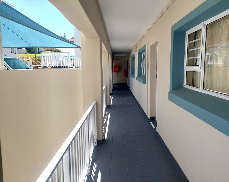 2 Bedroom Property for Sale in Dana Bay Western Cape